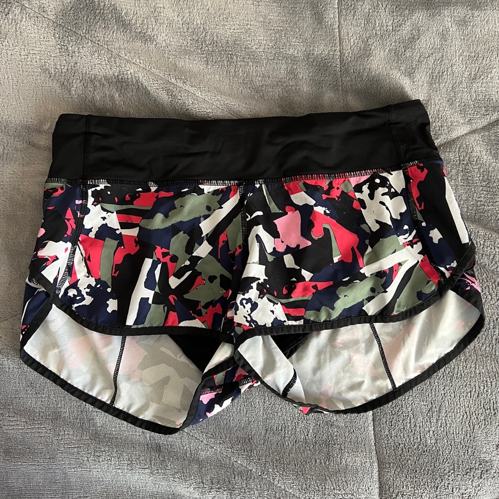 Lululemon Speed Up Short Size 6
